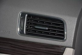2013款大众朗行1.6L自动舒适型