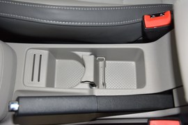 2013款大众朗行1.6L自动舒适型