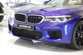 2018款宝马M5实拍组图