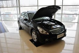 2013款英菲尼迪G37