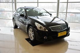 2013款英菲尼迪G37