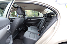 2018款吉利帝豪