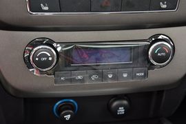 2014款吉利全球鹰GX7