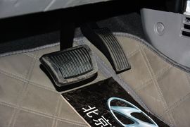 2014款现代瑞纳三厢1.4L自动智能型GLS