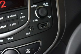 2014款现代瑞纳三厢1.4L自动智能型GLS