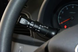 2014款现代瑞纳三厢1.4L自动智能型GLS