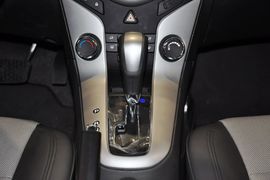 2013款雪佛兰科鲁兹1.8L