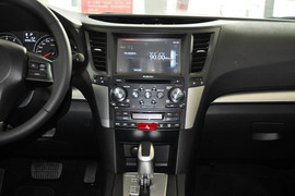 2014款斯巴鲁力狮2.5i雅尚精英版