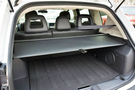 2014款Jeep指南者2.0L两驱改款精英版到店实拍