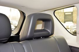 2014款Jeep指南者2.0L两驱改款精英版