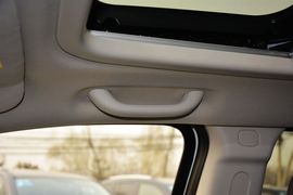 2014款Jeep指南者2.0L两驱改款精英版