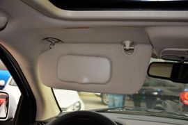 2014款Jeep指南者2.0L两驱改款精英版