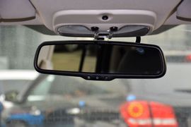 2014款Jeep指南者2.0L两驱改款精英版
