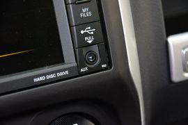 2014款Jeep指南者2.0L两驱改款精英版