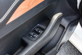 2018款一汽红旗H5试驾