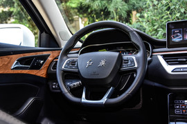 2018款一汽红旗H5试驾