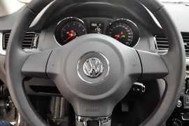 2014款大众宝来1.6L自动时尚型