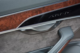 2018款奥迪A8L