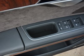 2018款奥迪A8L
