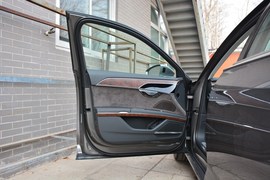 2018款奥迪A8L