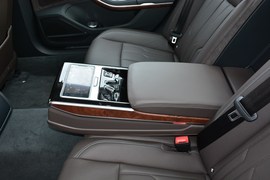 2018款奥迪A8L