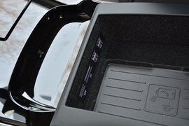 2018款奥迪A8L
