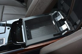 2018款奥迪A8L