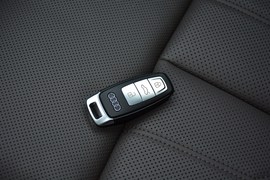 2018款奥迪A8L