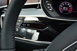 2018款奥迪A8L