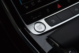 2018款奥迪A8L