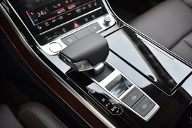 2018款奥迪A8L
