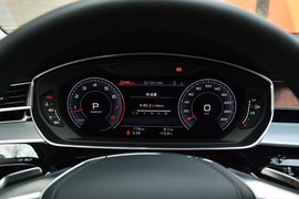 2018款奥迪A8L