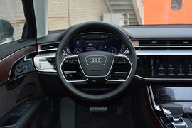 2018款奥迪A8L