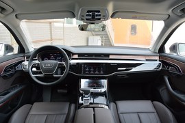 2018款奥迪A8L