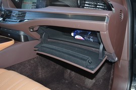 2018款雷克萨斯LS350豪华版