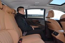 2018款雷克萨斯LS350豪华版