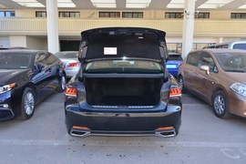 2018款雷克萨斯LS350豪华版