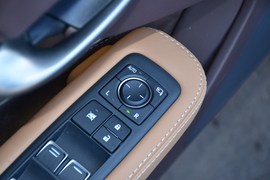 2018款雷克萨斯LS350豪华版