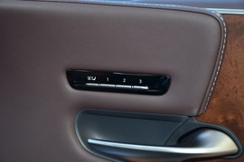 2018款雷克萨斯LS350豪华版