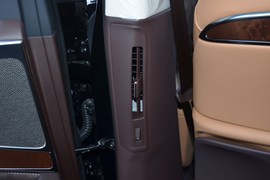 2018款雷克萨斯LS350豪华版