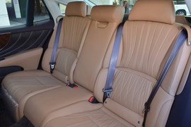 2018款雷克萨斯LS350豪华版