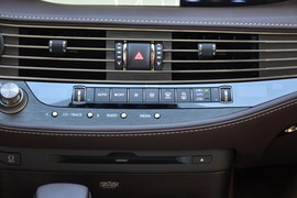 2018款雷克萨斯LS350豪华版