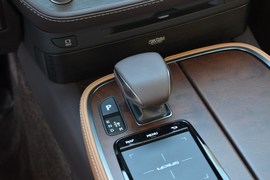 2018款雷克萨斯LS350豪华版