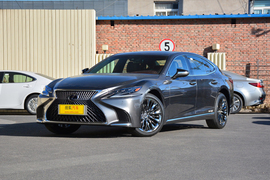 2018款雷克萨斯LS500h