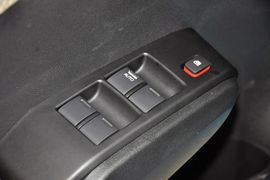 2011款本田飞度1.3L自动舒适版