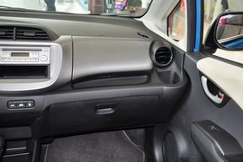 2011款本田飞度1.3L自动舒适版