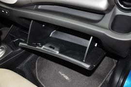 2011款本田飞度1.3L自动舒适版