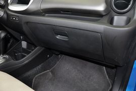 2011款本田飞度1.3L自动舒适版