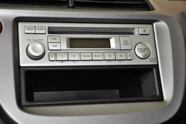 2011款本田飞度1.3L自动舒适版