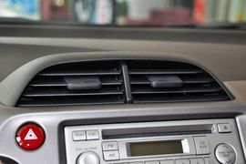 2011款本田飞度1.3L自动舒适版